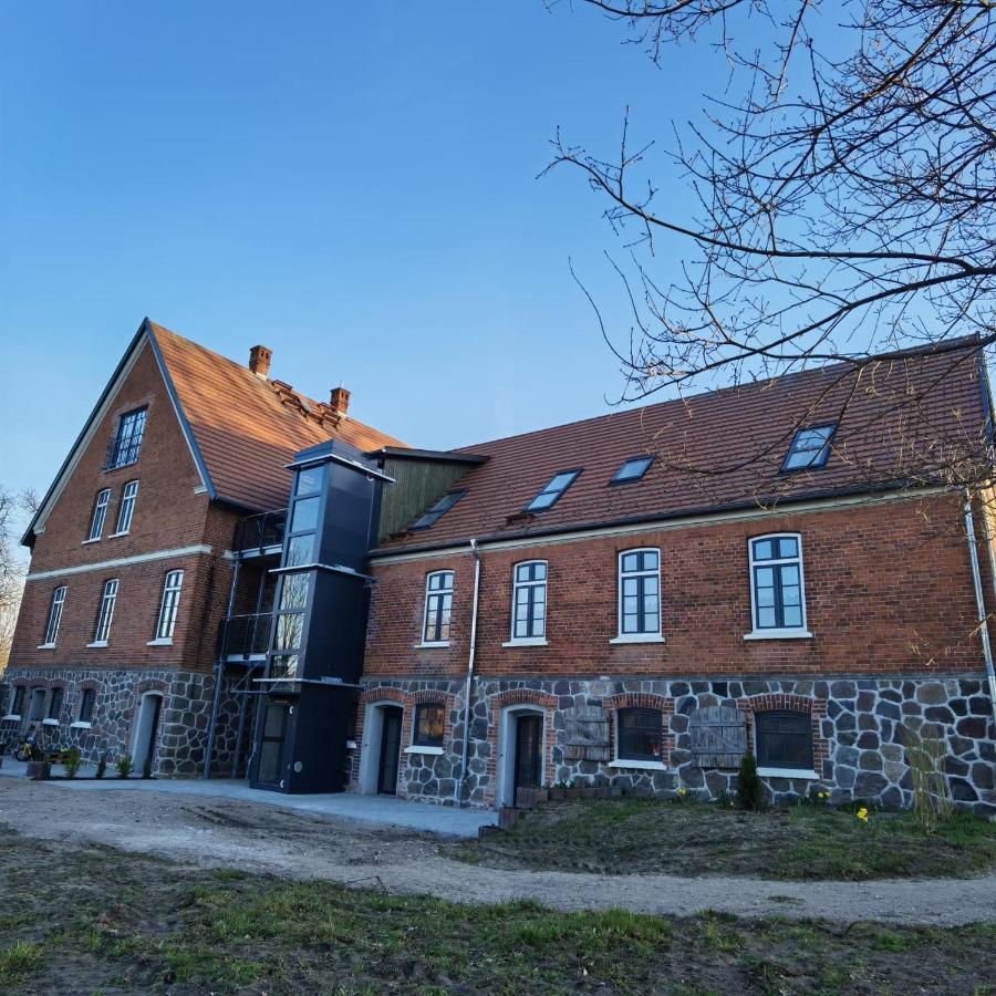 Inspektorenhaus Dobbin Ferienpension Екстериор снимка